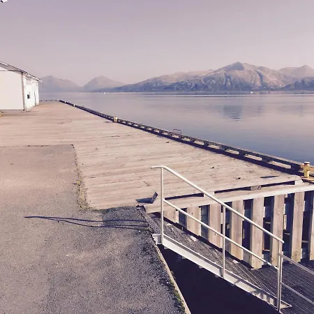 The Old Harbour Store Bed & Breakfast Lodingen