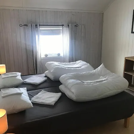 The Old Harbour Store B&B 뢰딩엔