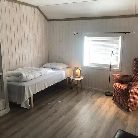The Old Harbour Store B&B *