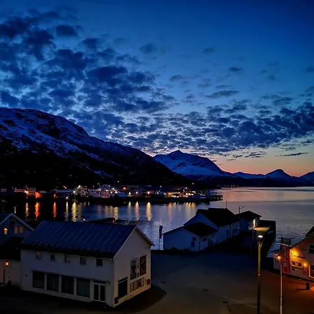 The Old Harbour Store Bed & Breakfast Lodingen